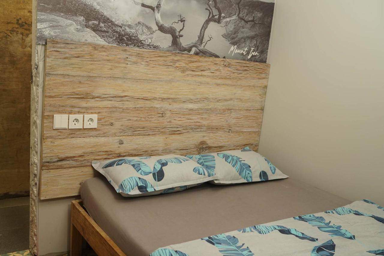 Happy House Bnb Bromo Backpacker Проболинго Экстерьер фото