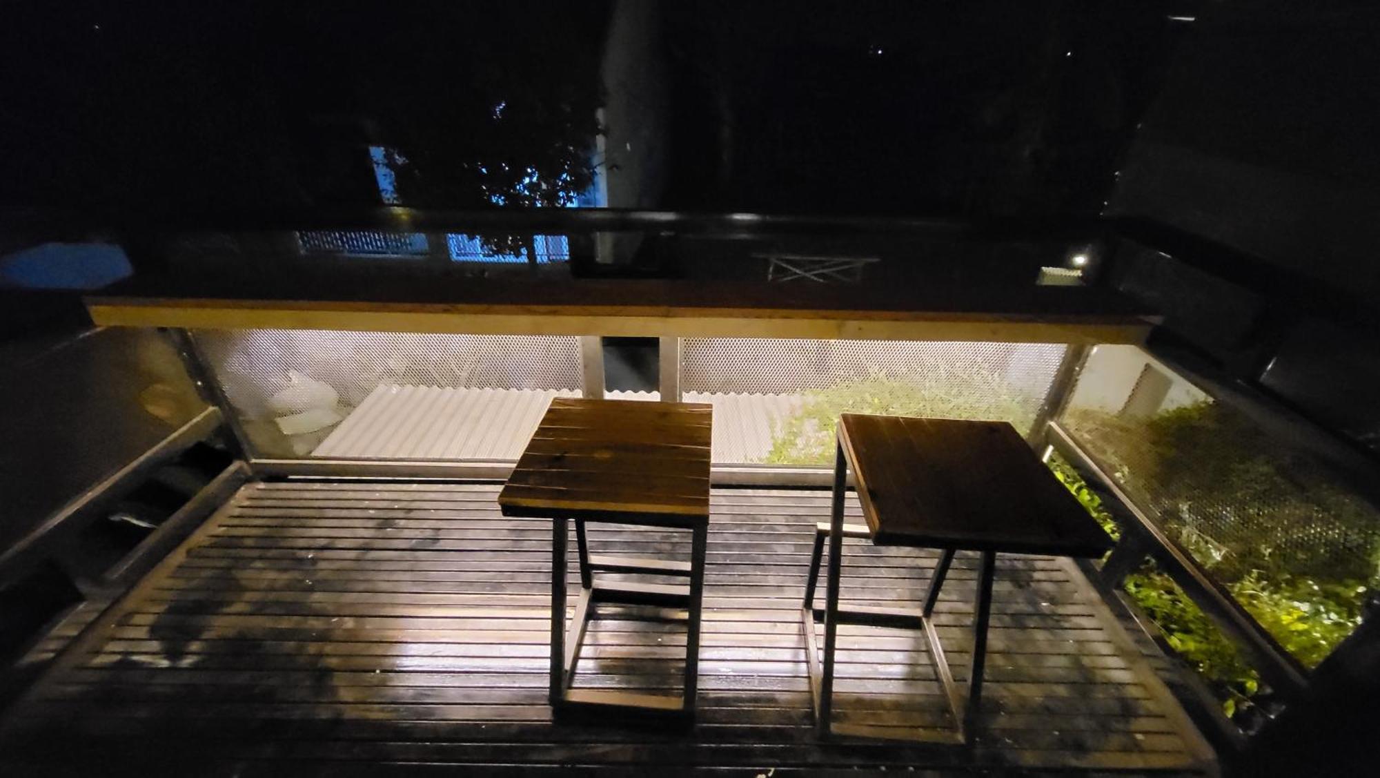 Happy House Bnb Bromo Backpacker Проболинго Экстерьер фото